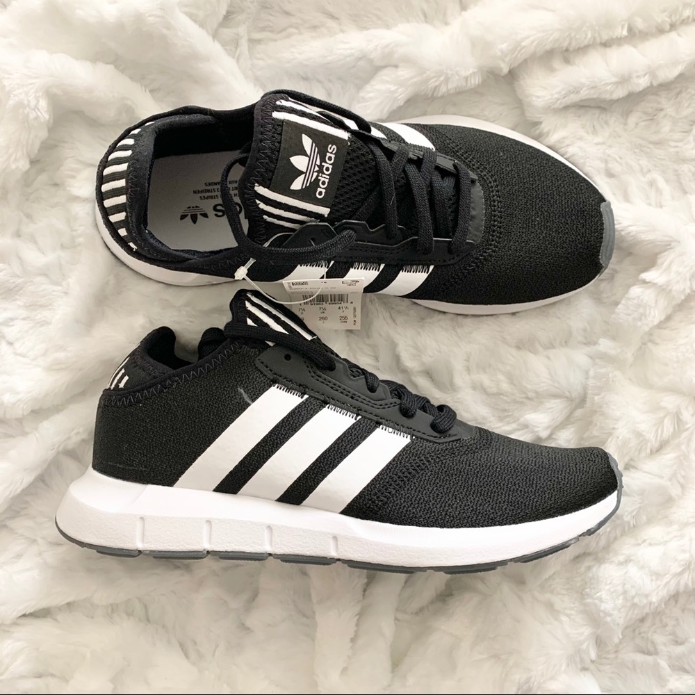 Adidas Swift Run X Sneakers